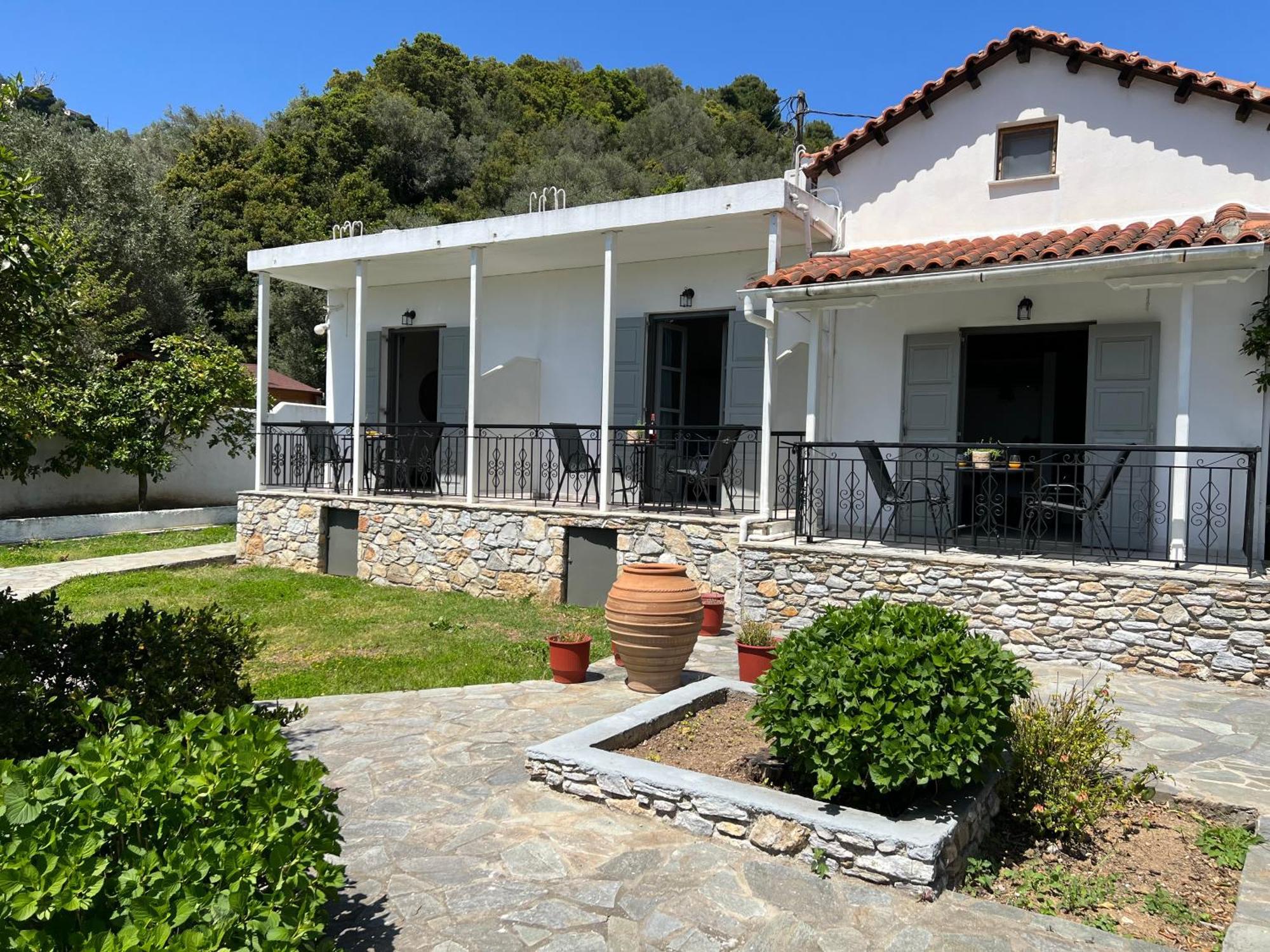 Ferienhaus Filira Achladies (Skiathos)